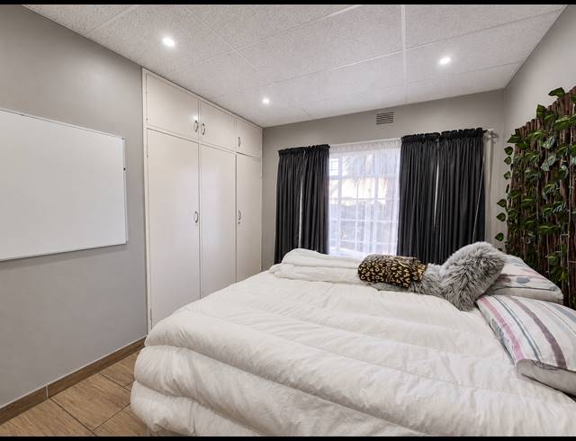 4 BEDROOM HOUSE FOR SALE IN SONLAND PARK